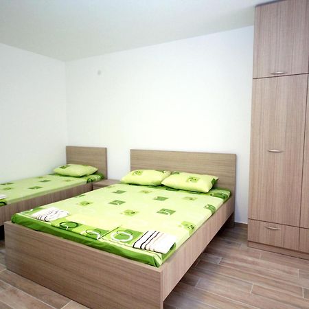 Apartments Md Lux Sutomore Exterior photo