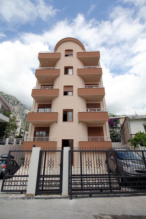 Apartments Md Lux Sutomore Exterior photo